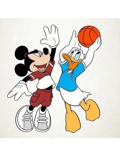 Mickey y Donald juegan
